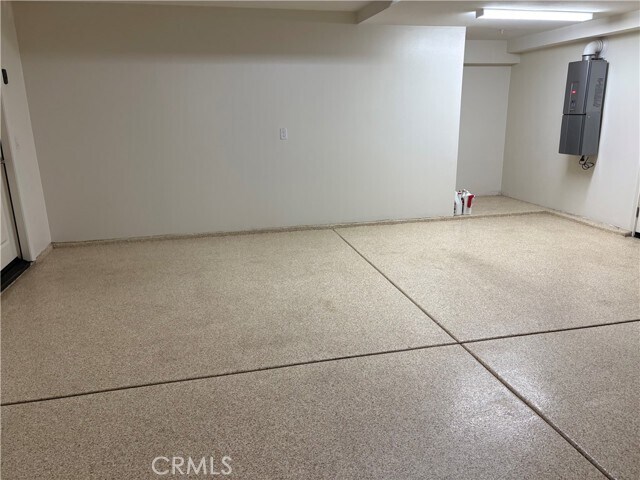Building Photo - 66 Somerton