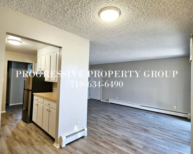 Building Photo - Beautifully Renovated 1-Bed, 1-Bath Apartm...