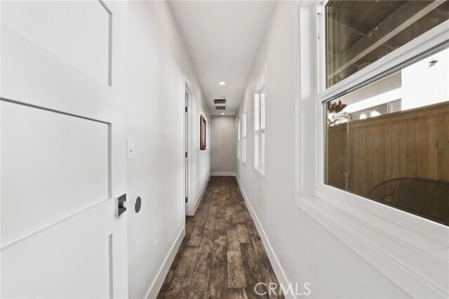 Building Photo - 630 Indianapolis Ave