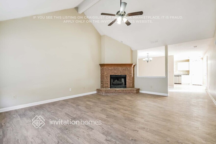 Building Photo - 40 Carrera Rd