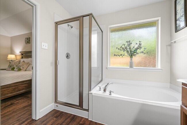 Building Photo - 25803 Orchard Knoll Ln