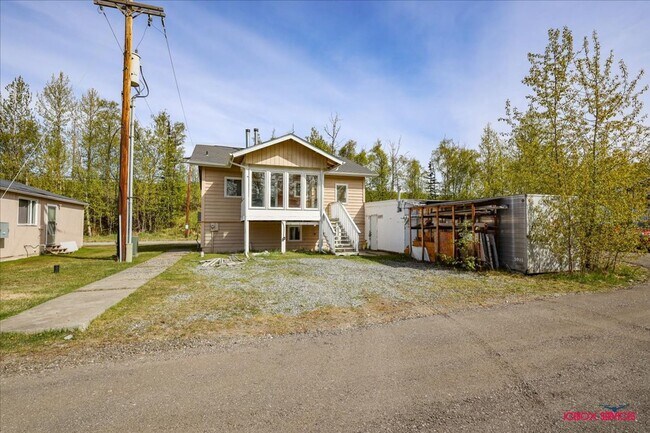 Building Photo - Seasonal Special: Discounted from market r...