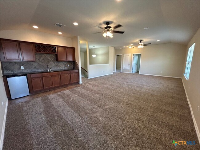 Building Photo - 803 TUSCAN Rd