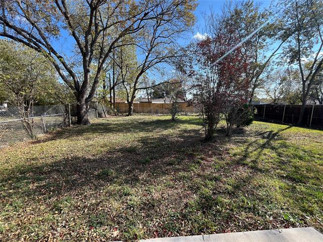 Building Photo - 824 Johnnie Row