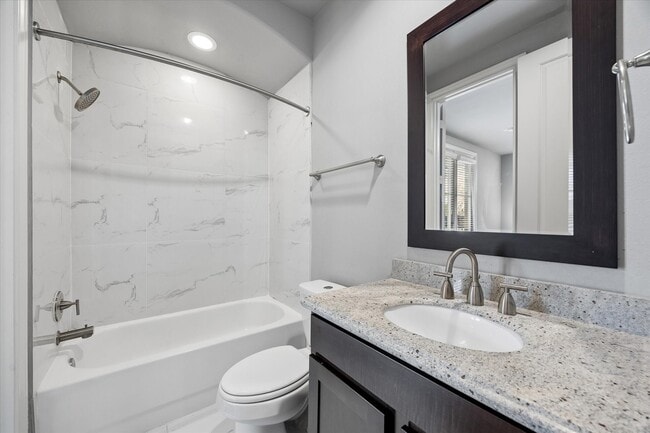 Building Photo - 1242 W 23rd St