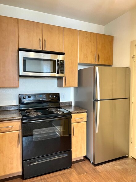 Interior Photo - MAA Westover Hills