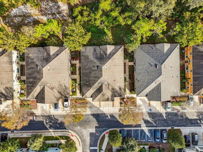 Building Photo - 5704 Kingletsound