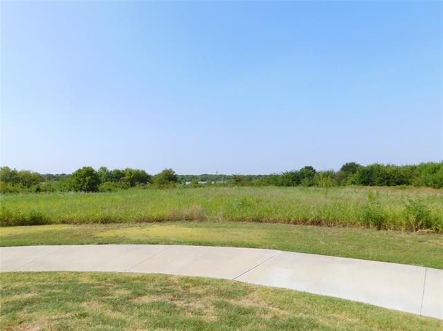 Building Photo - 1704 Serra Dr
