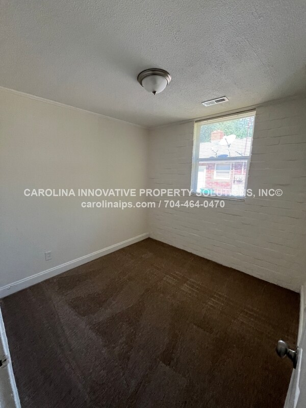 Building Photo - 2110 Rush Wind Dr