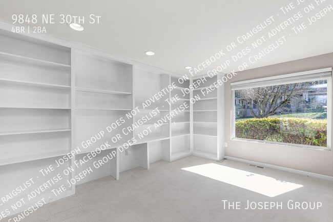 Building Photo - 9848 NE 30th St