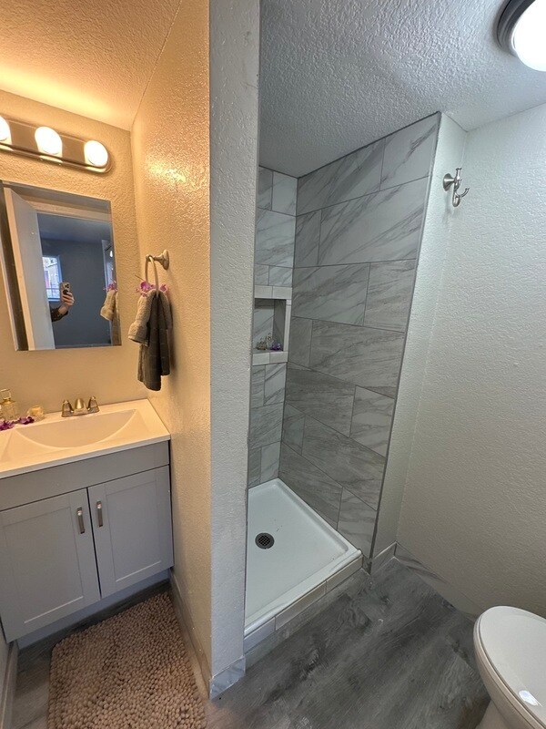Building Photo - 2150 Eddington Way