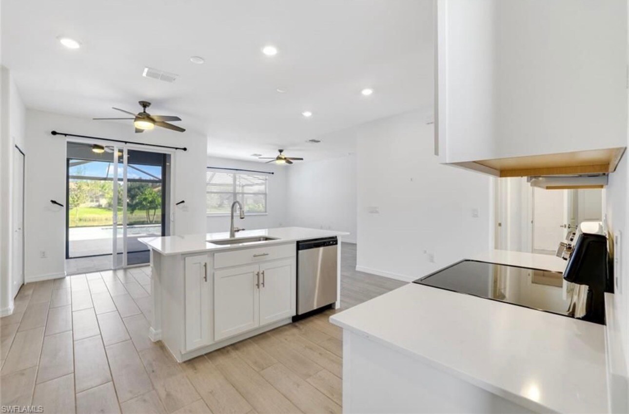 Kitchen/breakfast nook/family room - 2340 Feather Brook Ln