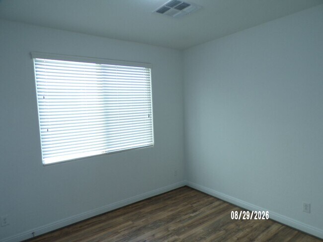 Building Photo - 1051 Whitworth Ave
