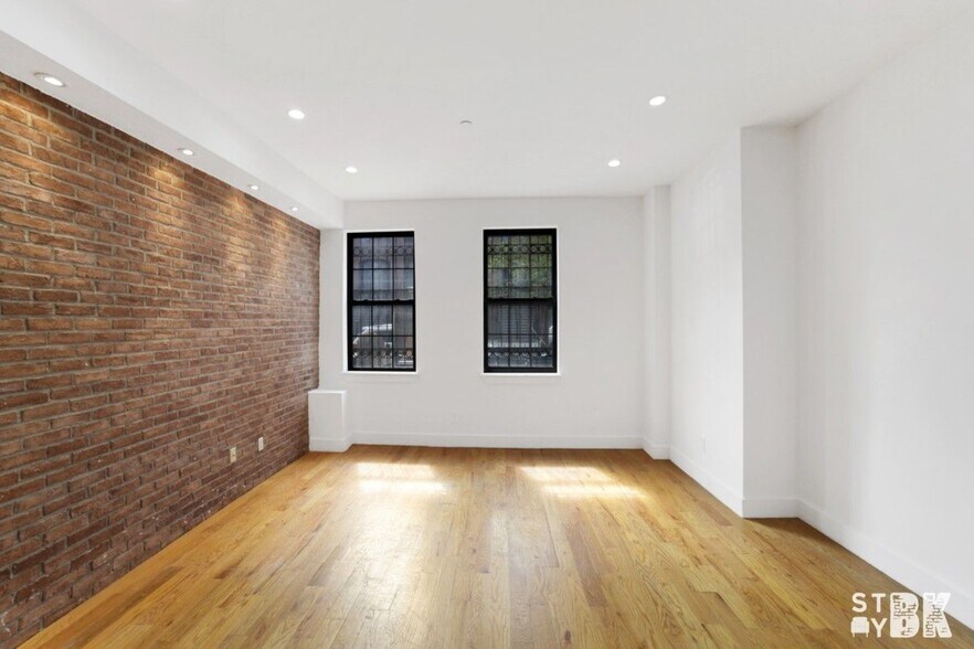 Building Photo - 41 Lexington Ave