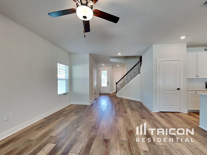 Building Photo - 895 Morgans Treasure Rd