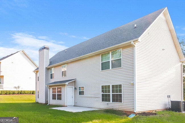 Building Photo - 1731 River Mill Trail NE