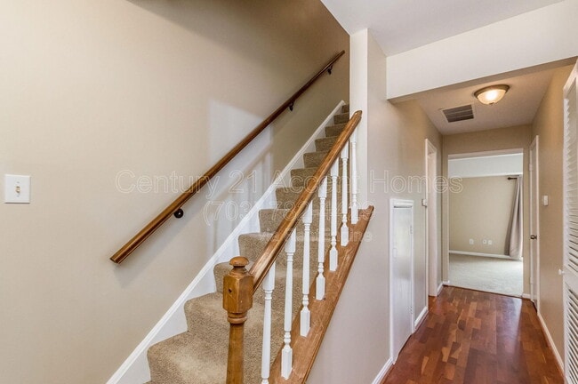 Building Photo - 14447 Cool Oak Ln