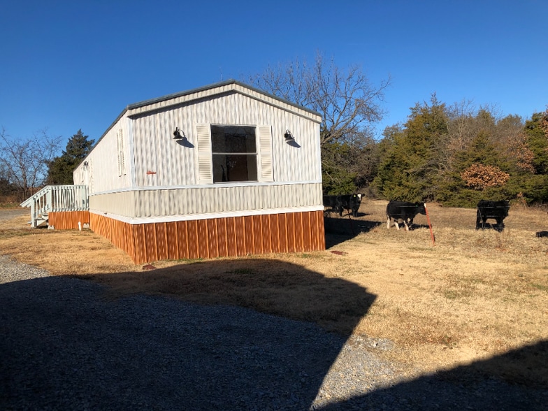 Building Photo - 6410 E McElroy Rd