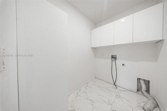 Building Photo - 11731 SW 234th St