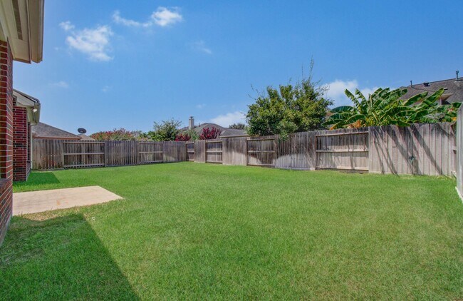 Building Photo - 6110 Barkermist Ln