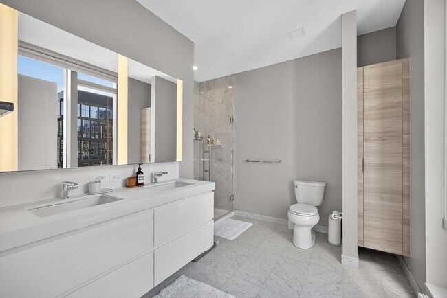 Building Photo - 135 Seaport Blvd