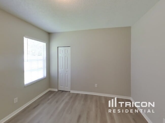 Building Photo - 15614 Indian Queen Dr