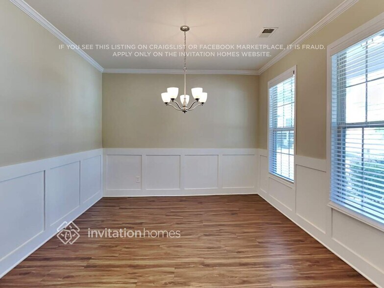 Building Photo - 76 White Trillium Dr