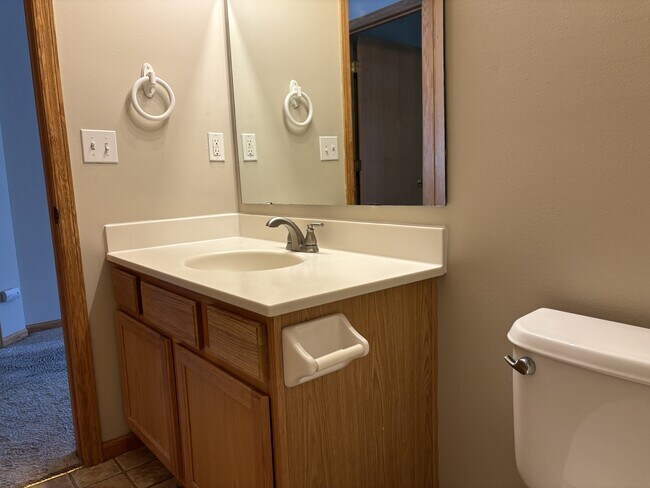 Building Photo - 1349 Willow Trail