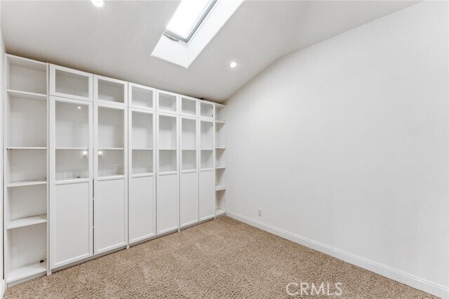 Building Photo - 38 Ashwood