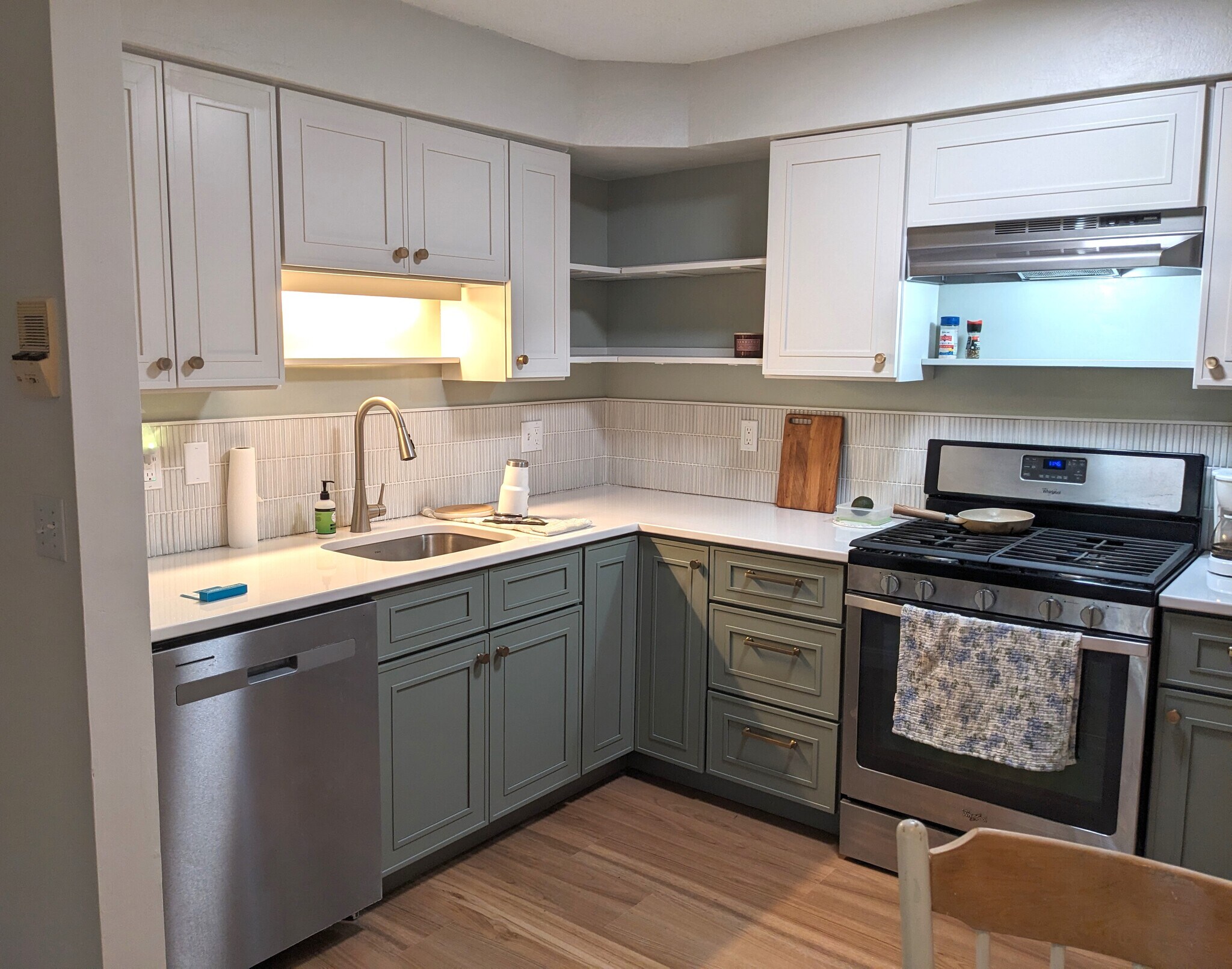 Building Photo - 50 Brookside Drive