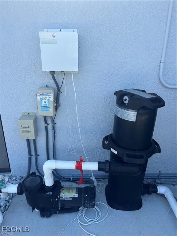 Building Photo - 1215 NW 38th Ave