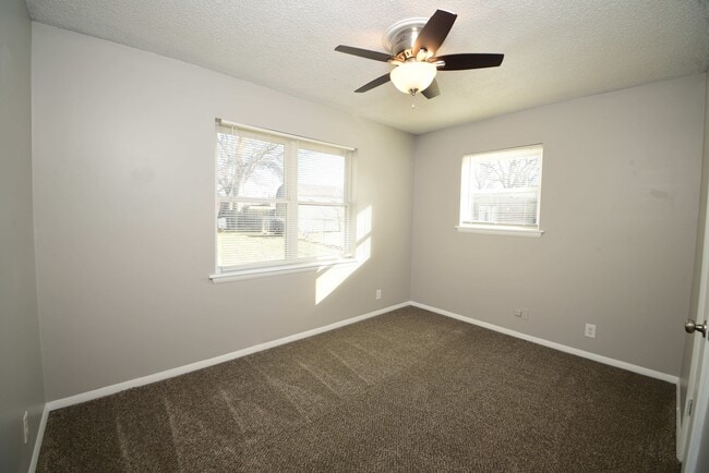 Building Photo - 2485 S 127th E Ave