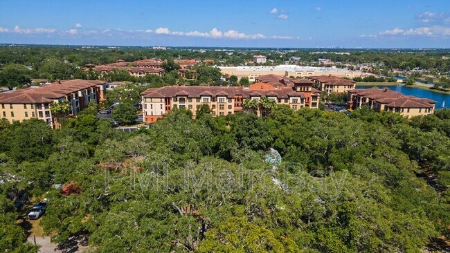 Building Photo - 4939 Woodland Dr