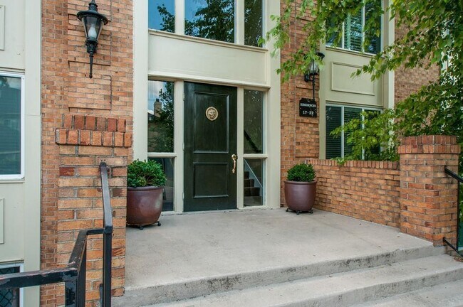 Front door of building - 4487 Post Pl