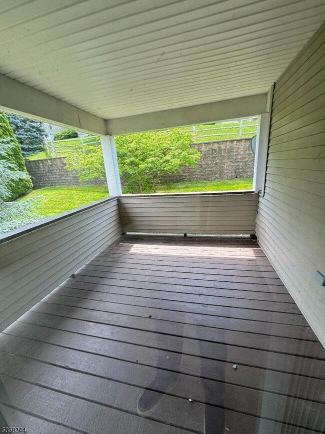 Building Photo - 24 Bourne Cir