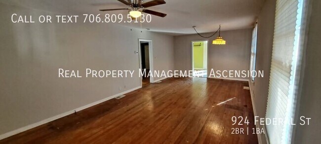 Building Photo - 924 Federal St