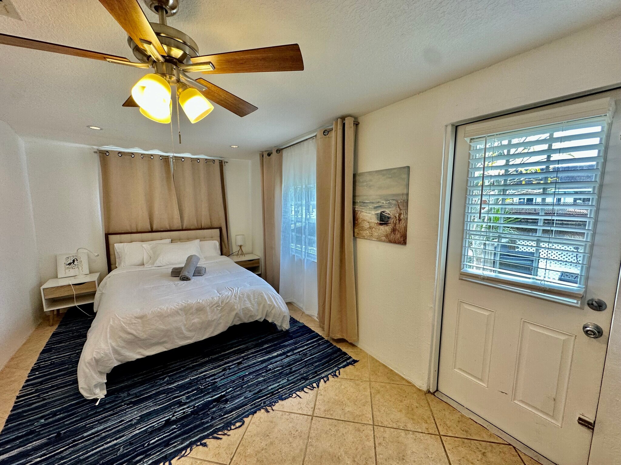 Building Photo - 2901 NW 9th Ter