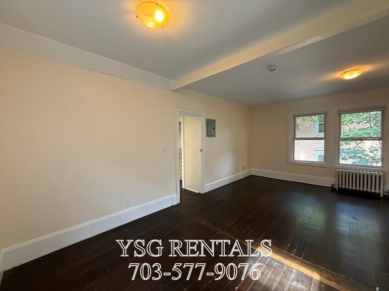 Building Photo - 10 Alleghany St