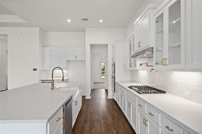 Building Photo - 1336 Academy Oaks Dr