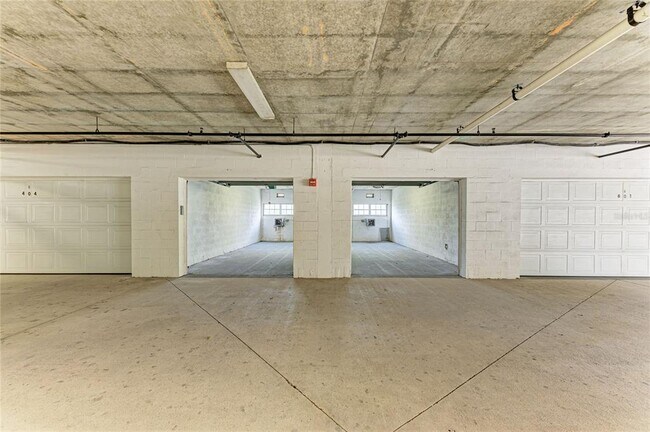 Building Photo - 232 Hidden Bay Dr