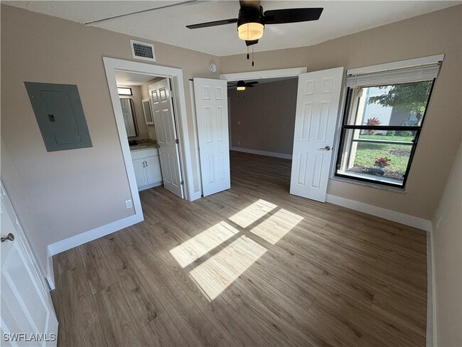 Building Photo - 5315 Summerlin Rd