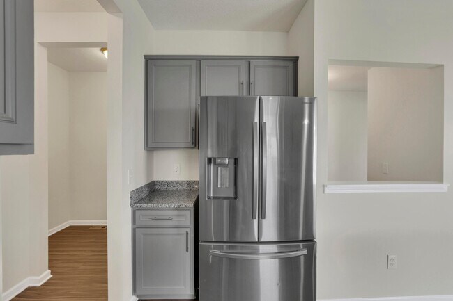 Building Photo - 241 Sunstone Ln