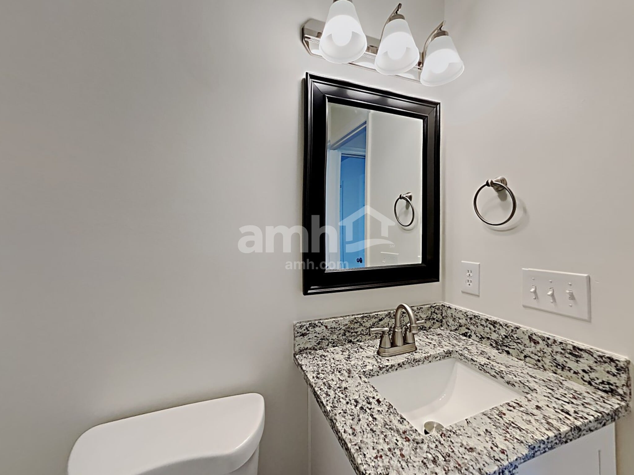 Building Photo - 1450 Brighton Cir