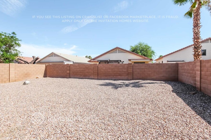Building Photo - 16845 W Windermere Way
