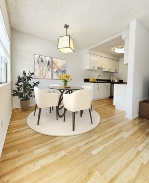 Interior Photo - 1405 Amherst Ave