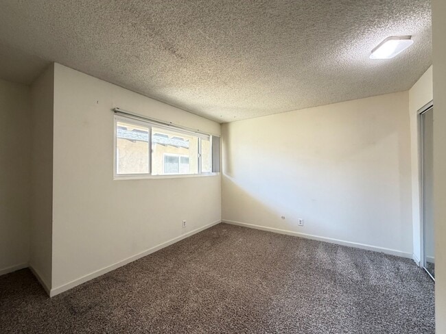 Building Photo - 4115 Hilaria Way