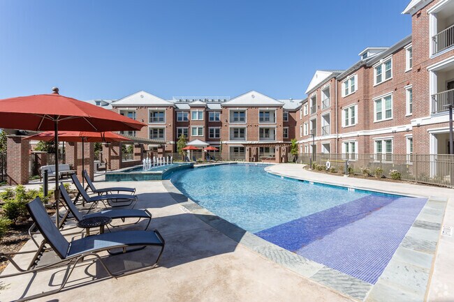 Swimming Pool - Presidium at Edgestone