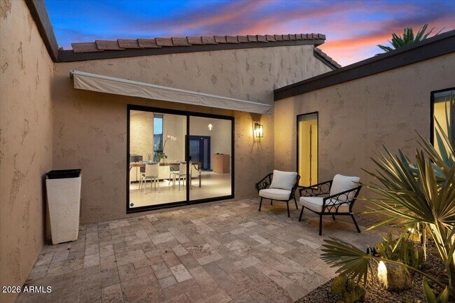 Building Photo - 7922 E Crestwood Way