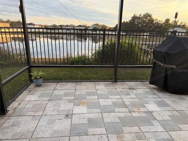 Building Photo - 10428 Laguna Plains Dr