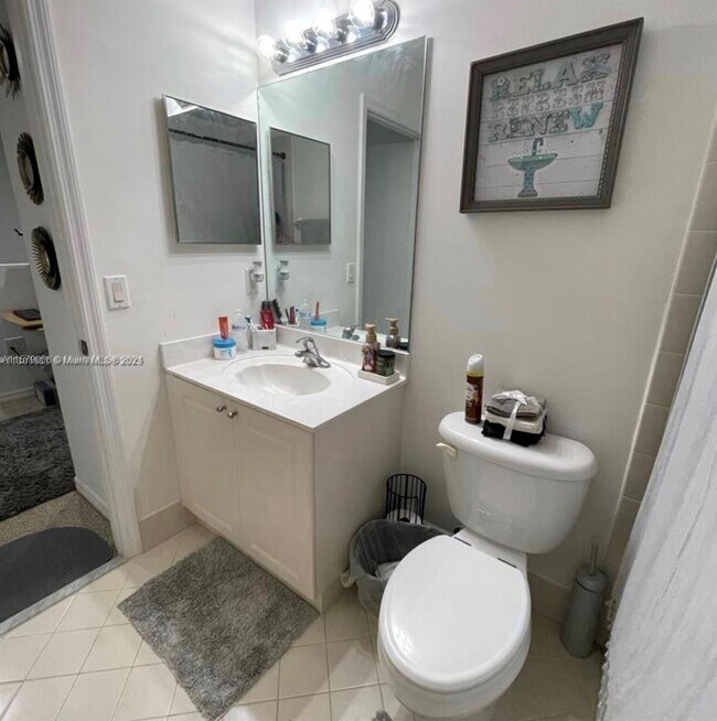 Building Photo - 1975 NE 36th Ave